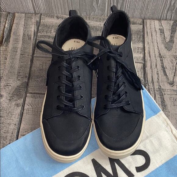 Toms Canvas Paseo High Top Sneakers Youth 5.5 NWT - Picture 2 of 10